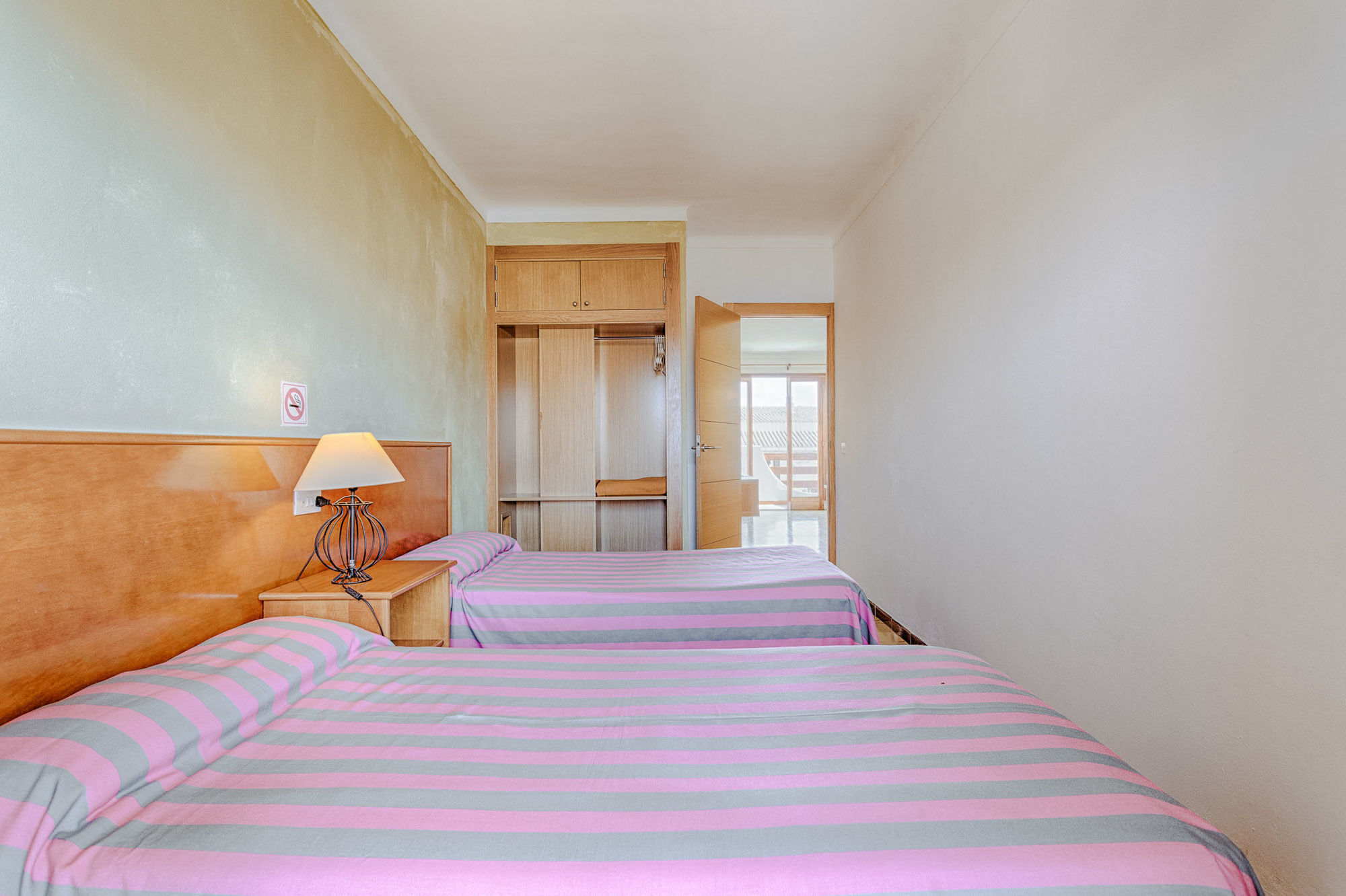 Apartamentos Estanques Colonia de Sant Jordi Ngoại thất bức ảnh