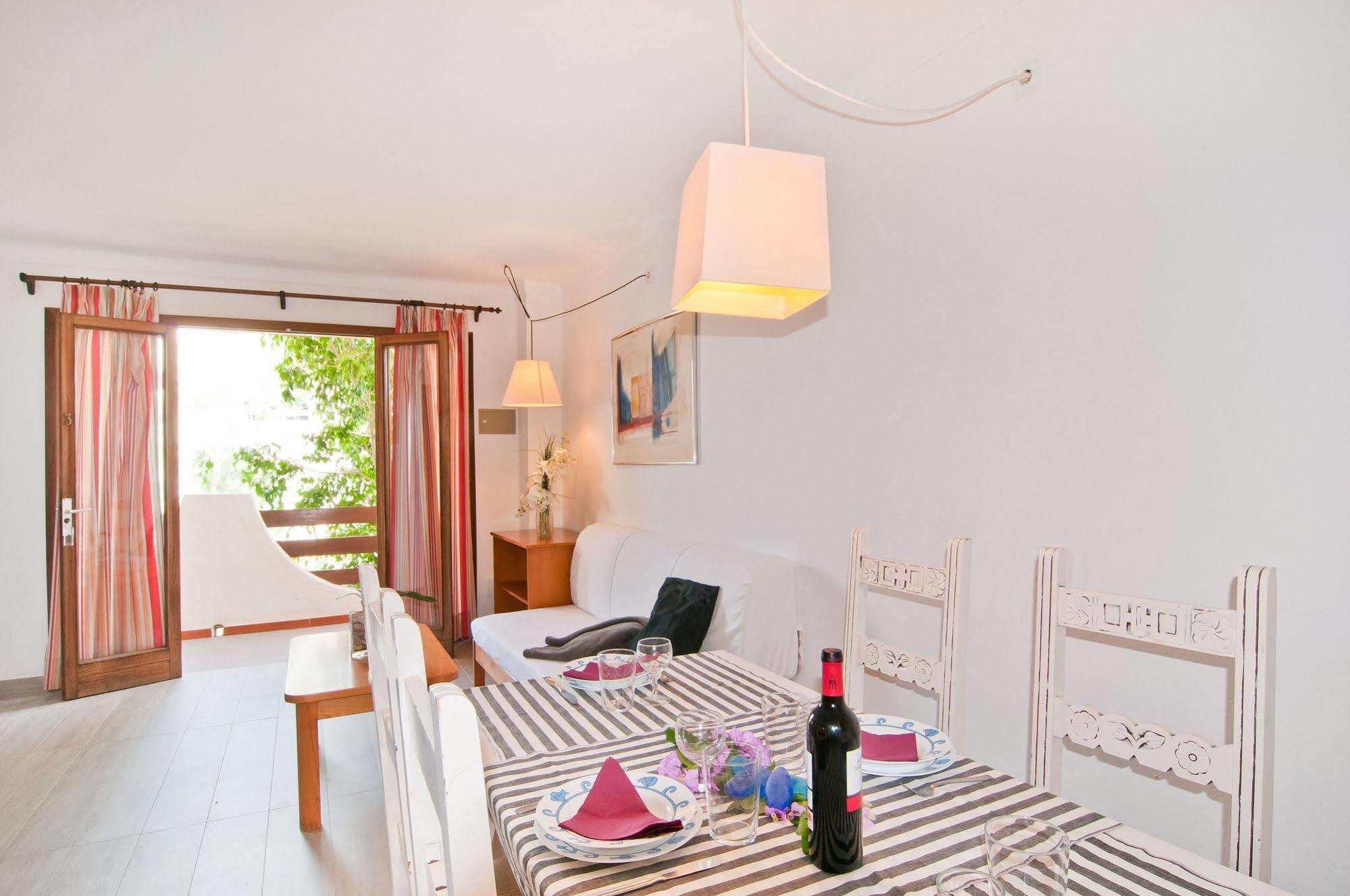 Apartamentos Estanques Colonia de Sant Jordi Ngoại thất bức ảnh