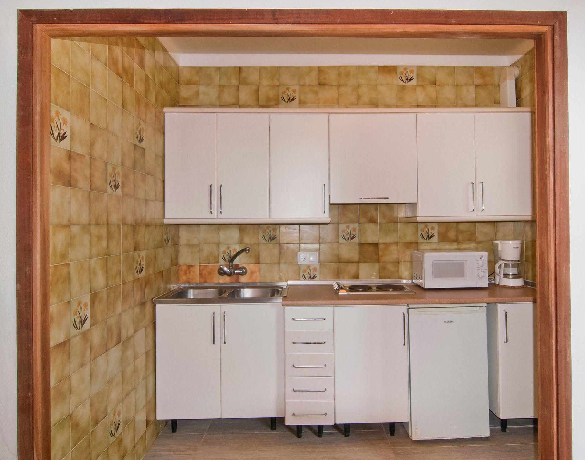 Apartamentos Estanques Colonia de Sant Jordi Ngoại thất bức ảnh